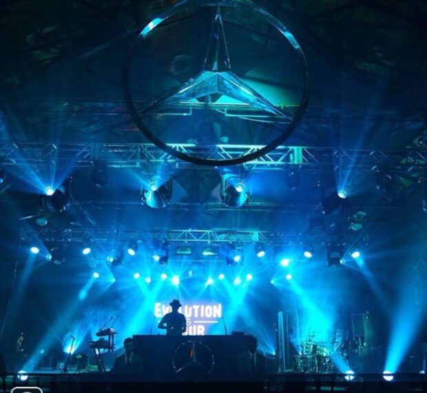 Mercedes-Benz-Evolution-Tour-stage