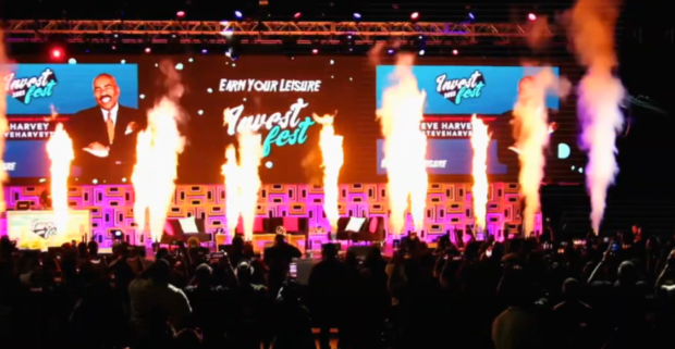 Event_AV_Services_InvestFest_Steve_Harvey_pyro_stage_show